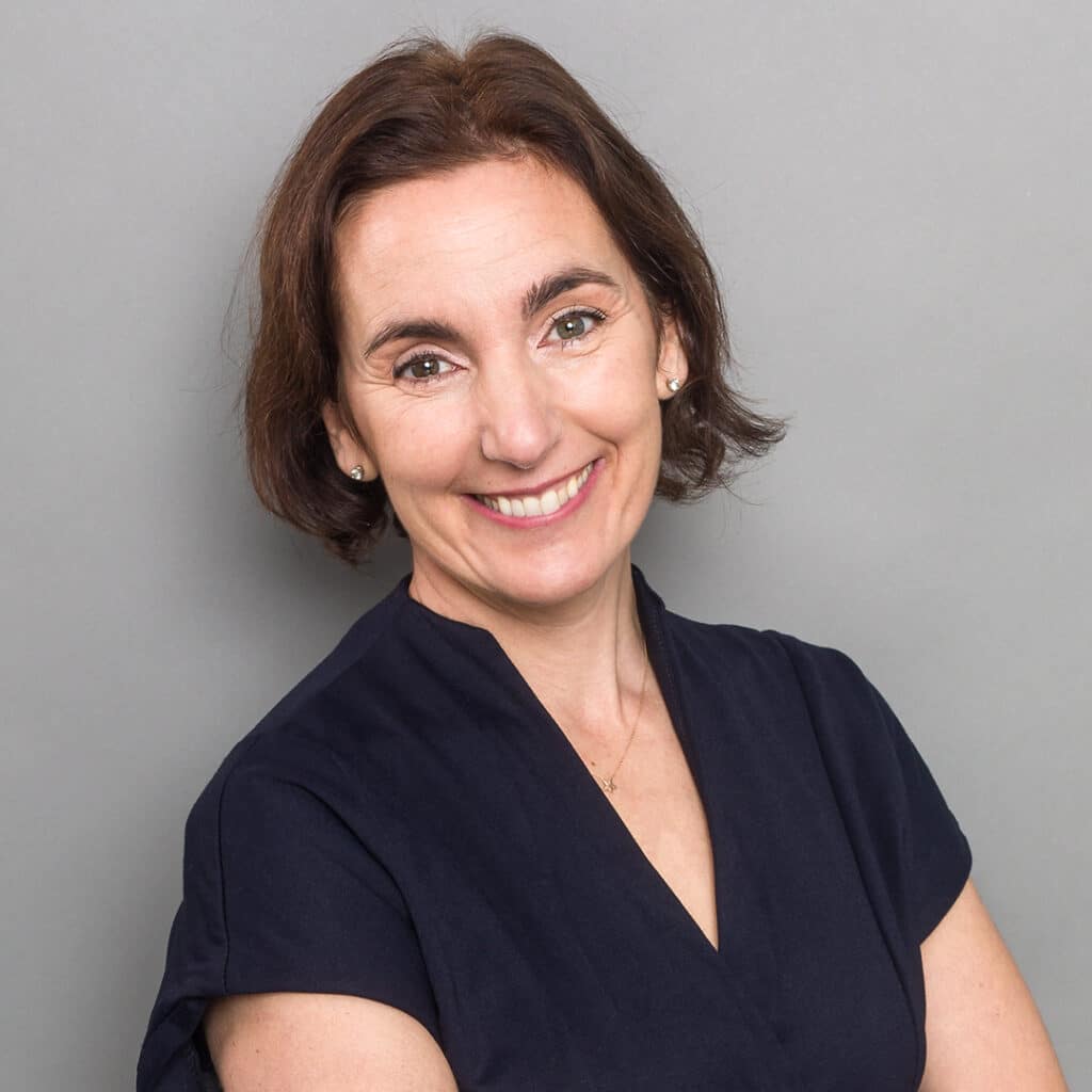 Portrait-souriant-Gervais-Catherine-directrice-generale-CQI